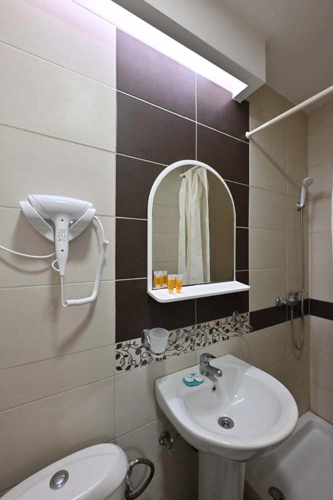Hotel Tiski Cvet Novi Becej Exterior photo
